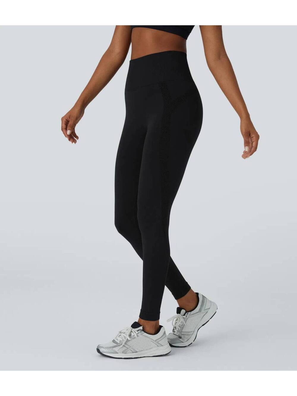 Halara Seamless Flow High Waisted Ruched Leggings Black Size Large - Picture 6 of 9